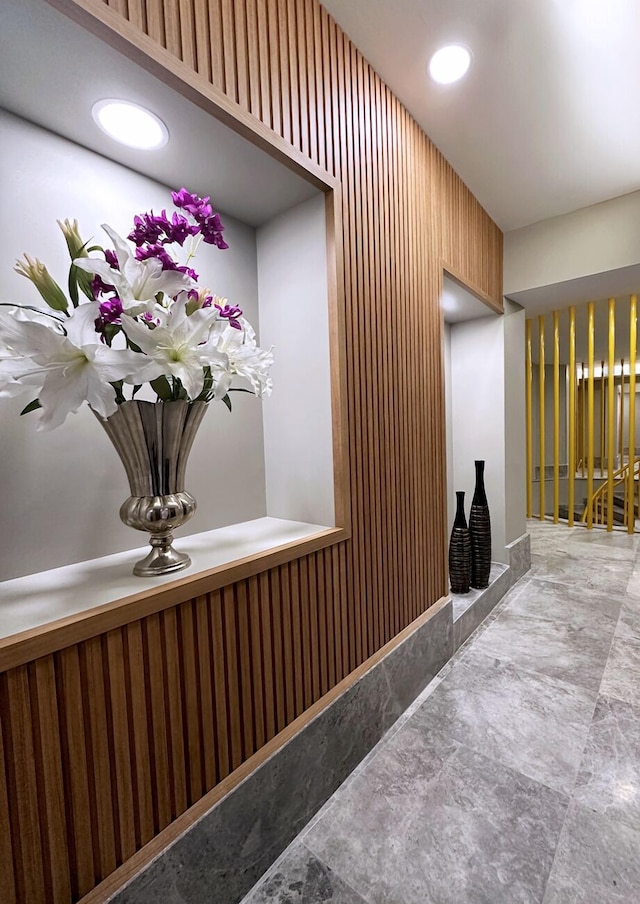 フレズヤ - エクスクルーシブリー ウーマン