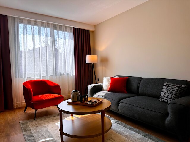 フレズヤ - エクスクルーシブリー ウーマン