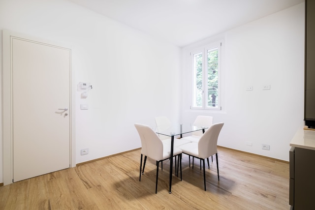 ドゥエ アゴスト アパートメント コンフィー モダン アンド セントラル