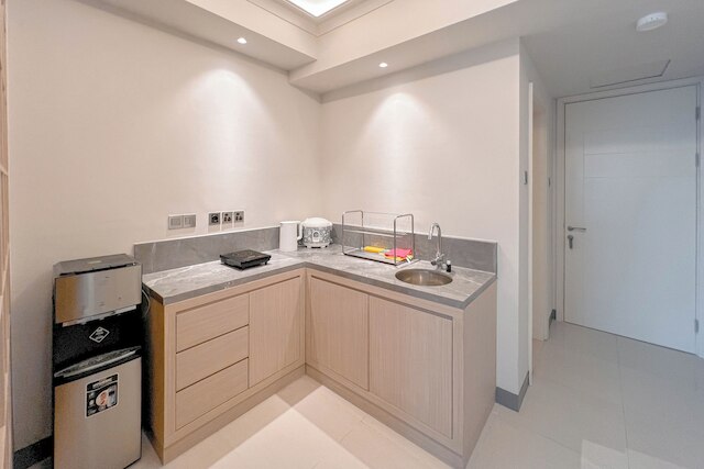 シンプル アンド リラクシング スタジオ アット スーパーモール マンション ベンソン アパートメント