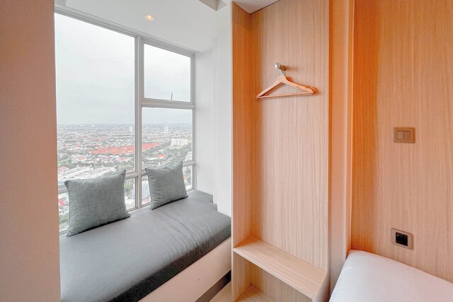 シンプル アンド リラクシング スタジオ アット スーパーモール マンション ベンソン アパートメント