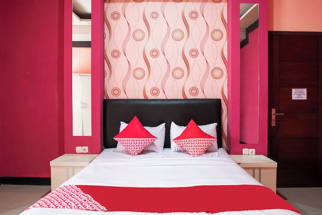 ホテル O ホームステイ プスパ ゲミラン シャリア