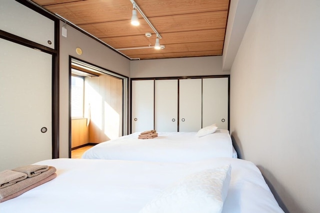 サニーハイツ 301