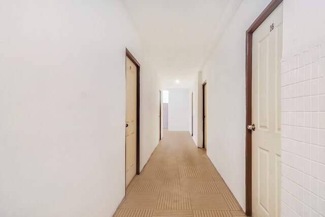 OYO 44017 L & C プレミアム ステイ