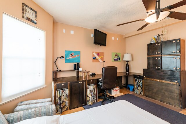 シック リノベーテッド オアシス: ディズニー & ユニバーサル ニアバイ 4 ベッドルーム ホーム