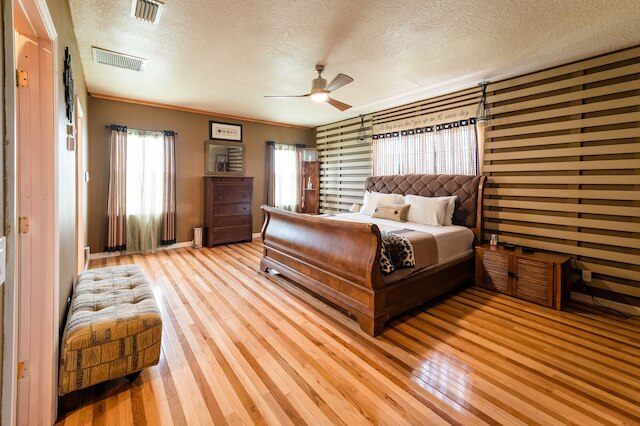 シック リノベーテッド オアシス: ディズニー & ユニバーサル ニアバイ 4 ベッドルーム ホーム