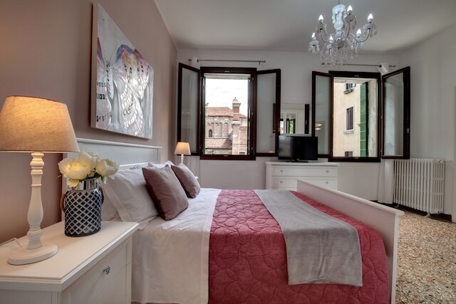 アカデミア オペラ デラックス by ワンダフル イタリー