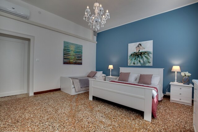 アカデミア オペラ デラックス by ワンダフル イタリー