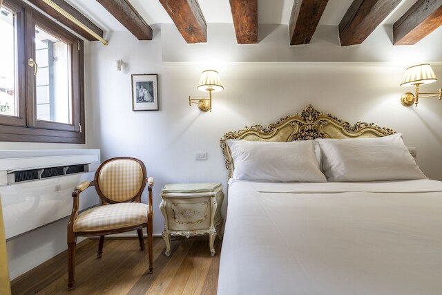 ゴンドラ ラグジュアリー アパートメント