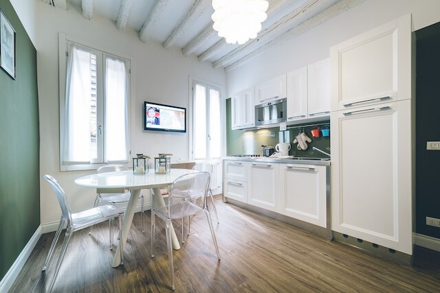 ゴールド アパートメント by ワンダフル イタリー