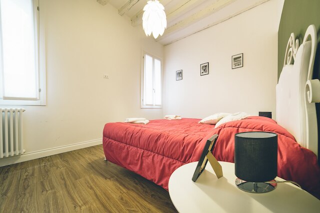 ゴールド アパートメント by ワンダフル イタリー