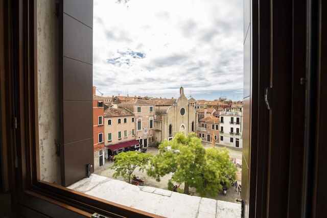 ドージェ パレス 4 - ロクズ