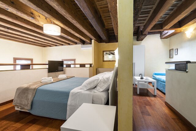 ドージェ パレス 4 - ロクズ