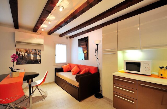 クレーム カラメル ルーム バイ ワンダフル イタリー