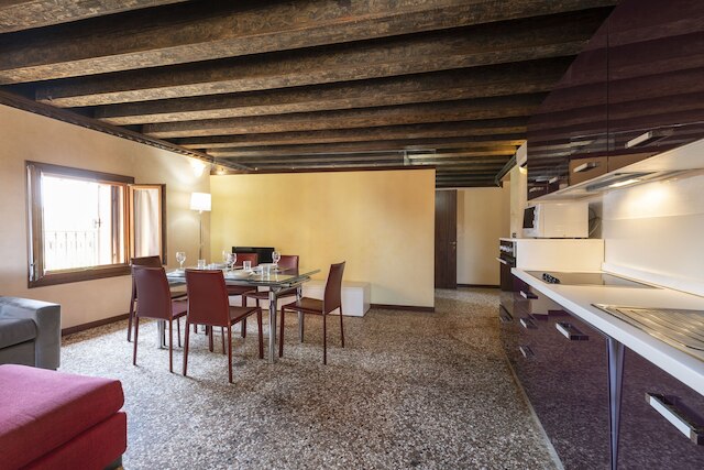 ドージェ パレス 1 - ロクズ