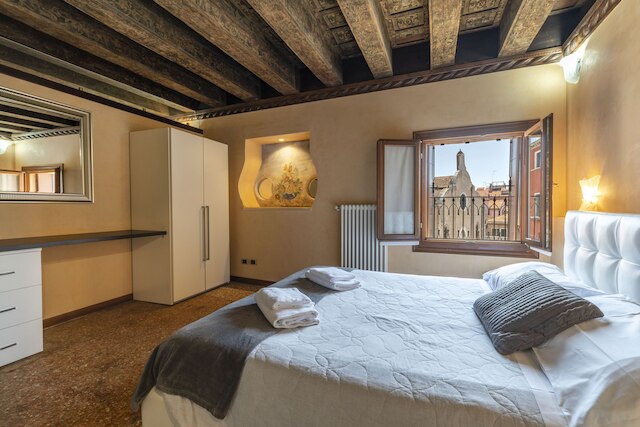 ドージェ パレス 1 - ロクズ