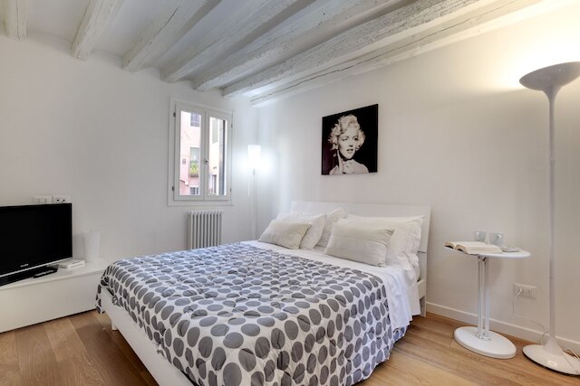 ポッツォ ロヴェルソ by ワンダフル イタリー