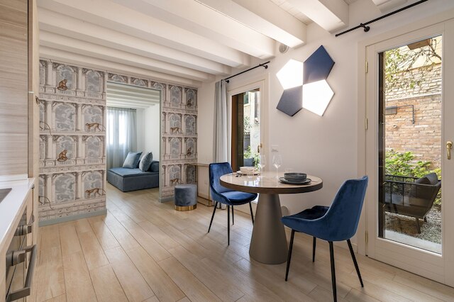 ザ ブルー ライト バイ ワンダフル イタリー