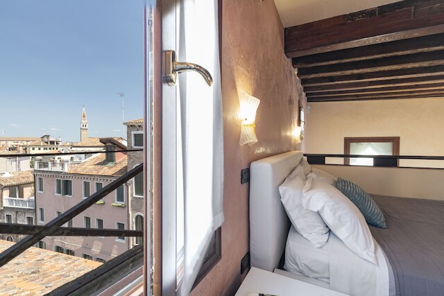 ドージェ パレス 8 バイ ワンダフル イタリー