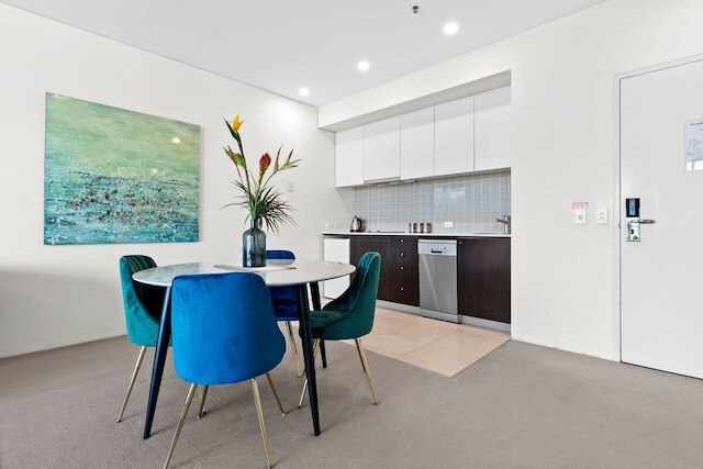 リーフ - ウォーターフロント シティ プール サウナ ジム