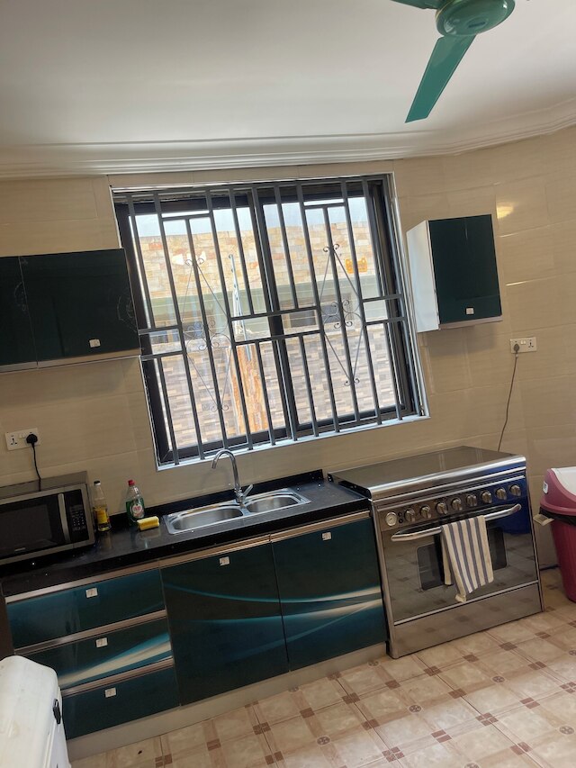 CRL アパートメント 2