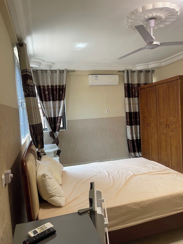 CRL アパートメント 2