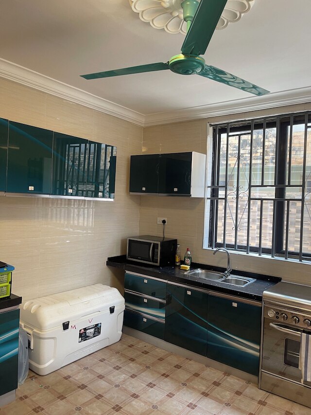 CRL アパートメント 2