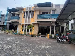 OYO ライフ ホテル O フォルザンド ホテル