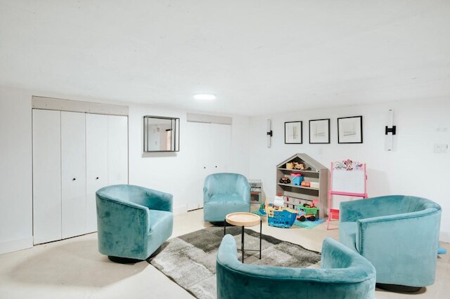 ツー ベッドルーム アパートメント