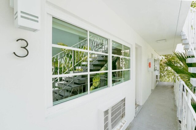 ツー ベッドルーム アパートメント