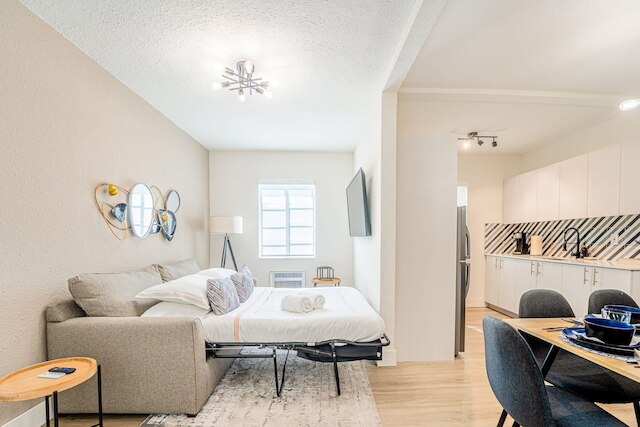 ツー ベッドルーム アパートメント