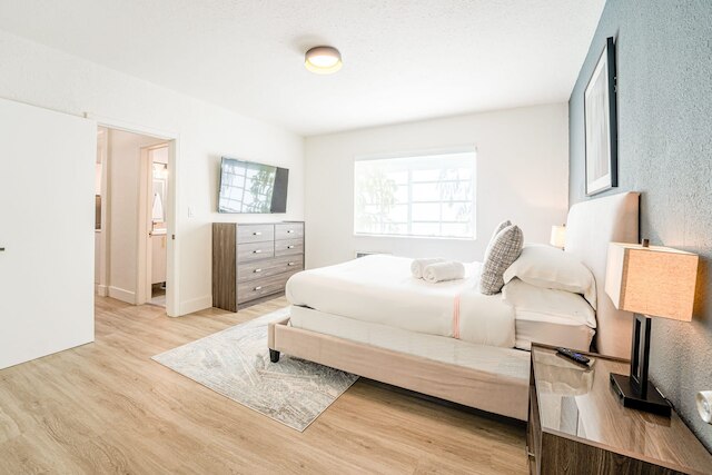 ツー ベッドルーム アパートメント