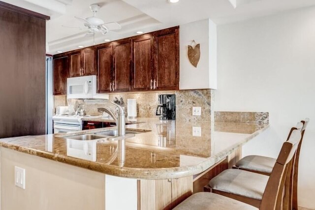 ロイヤル マウイアン, #607 2 ベッドルーム コンド バイ レッドオーニング