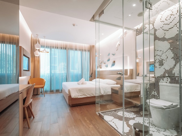 ア ホテル ブギス