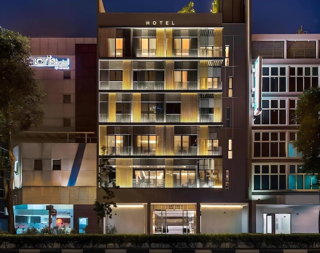 ア ホテル ブギス