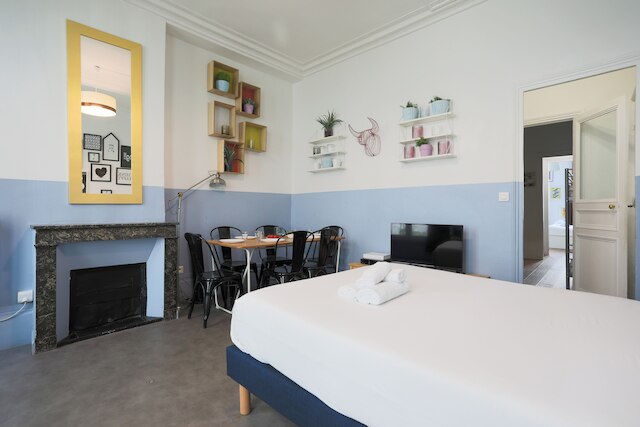 WS モントルグイユ - ルーブル