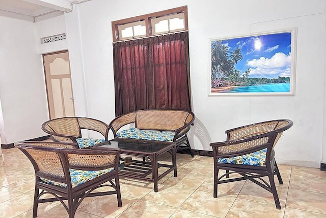 ホテル キナシ ヨギャカルタ