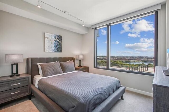 ナショナル アット ロスリン タワーズ