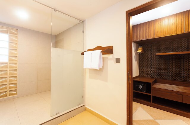 ガーナ ヴィラ スミニャック by ジェニュインホスト