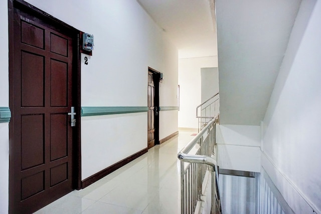 ホテル O スカ マジュ ホームステイ シャリア