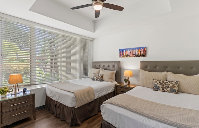 パームズ アット ワイレア 2303 2 ベッドルーム コンド