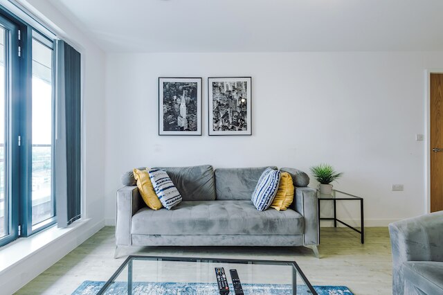 クエイビュー オアシス イン サルフォード