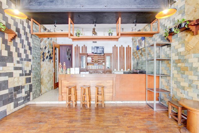 ホテル O プラウィロタマン ニア ケラトン ヨギャカルタ フォーマリー パリス ゲストハウス