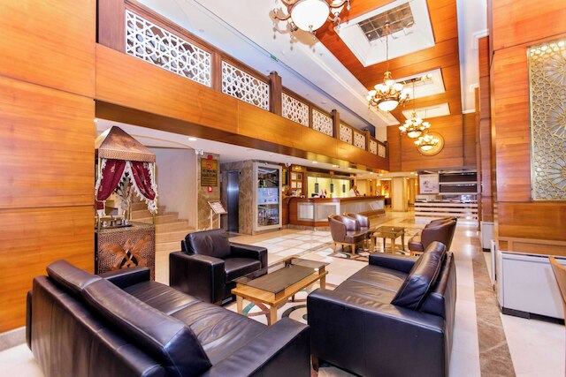 バロン ホテル & スパ