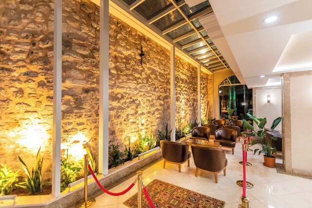 バロン ホテル & スパ