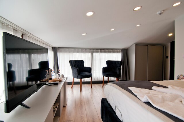 デムハット オテル オールドシティ