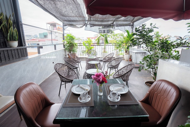 ゴールデン ローズ プレミアム オテル