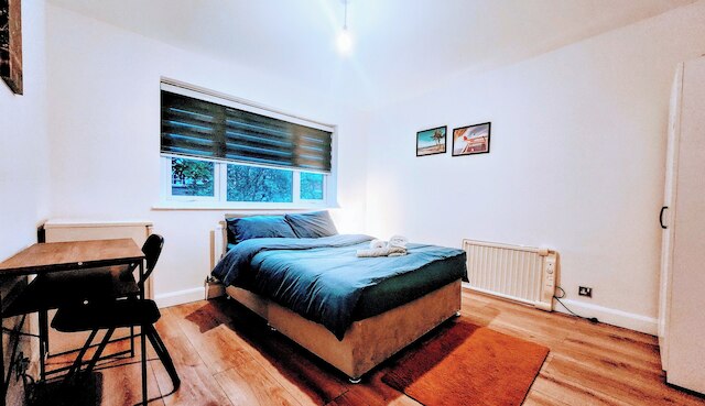 バス チャーミング 3 ベッドルーム ハウス