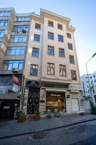 フェリシティ パレス シルケジ