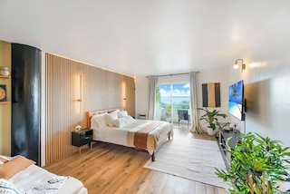 スタニング スタジオ ベイ ビューズ & パーキング